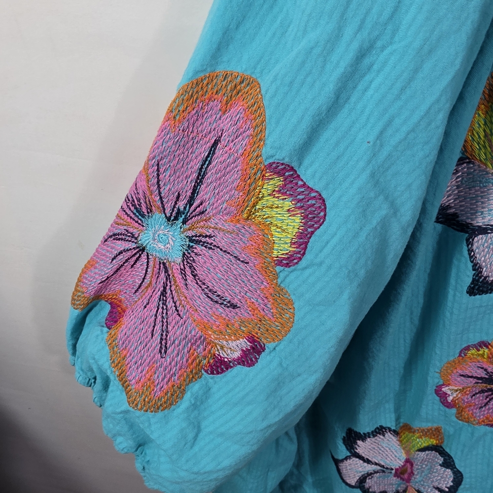 Cato Turquoise Floral Embroidered Peasant Top Size 22/24 - Picture 6 of 14